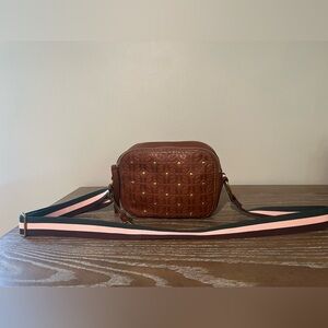 Fossil Elle leather cross body bag.